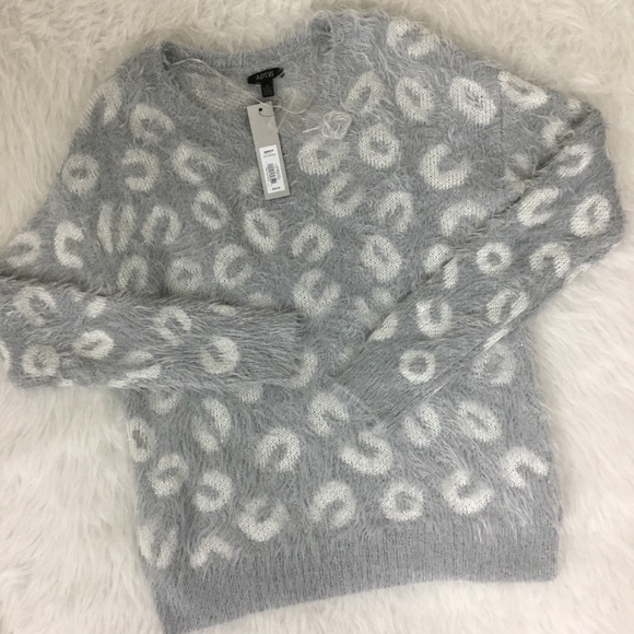 APT.9 Animal Print Metallic Grey Fuzzy Sweater M - Picture 11 of 15
